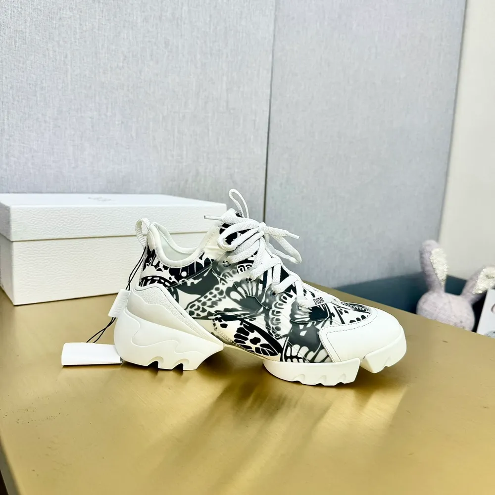 出廠價:660💰  花色+20