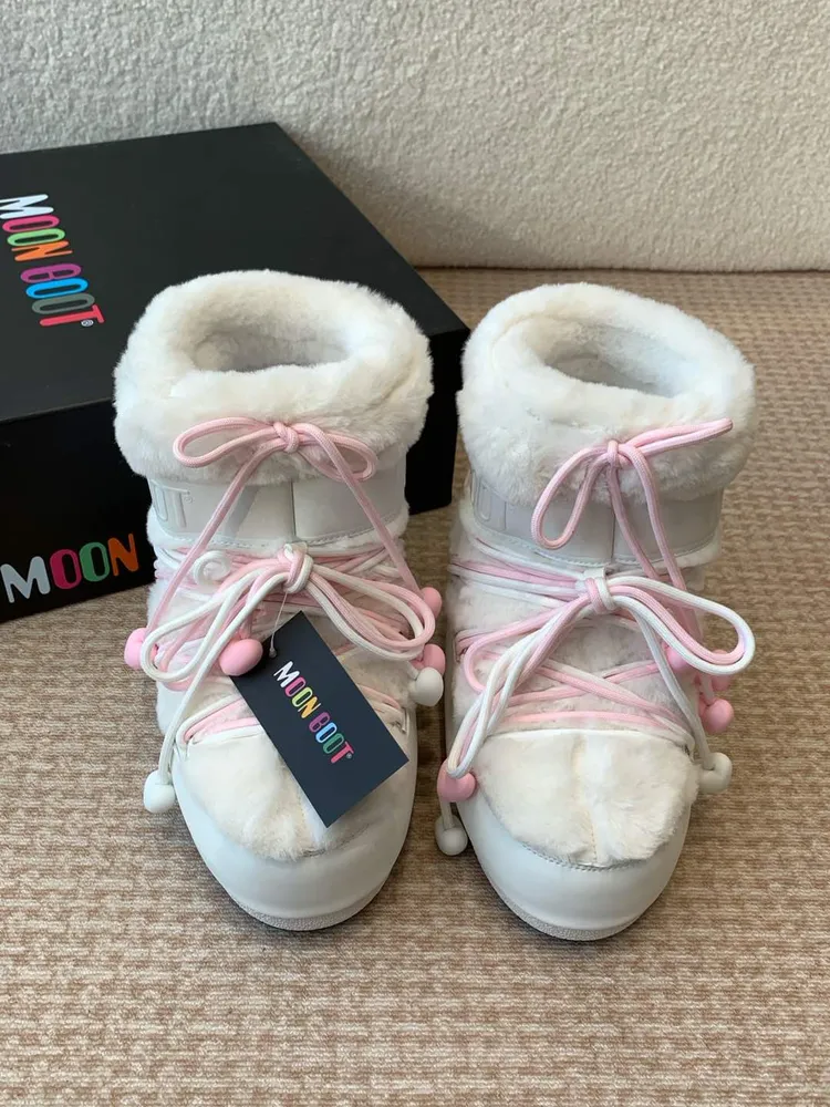 P860Moon Boot 24ss 秋冬 情人節 限定款 雪地靴系列……醜萌雪地短靴