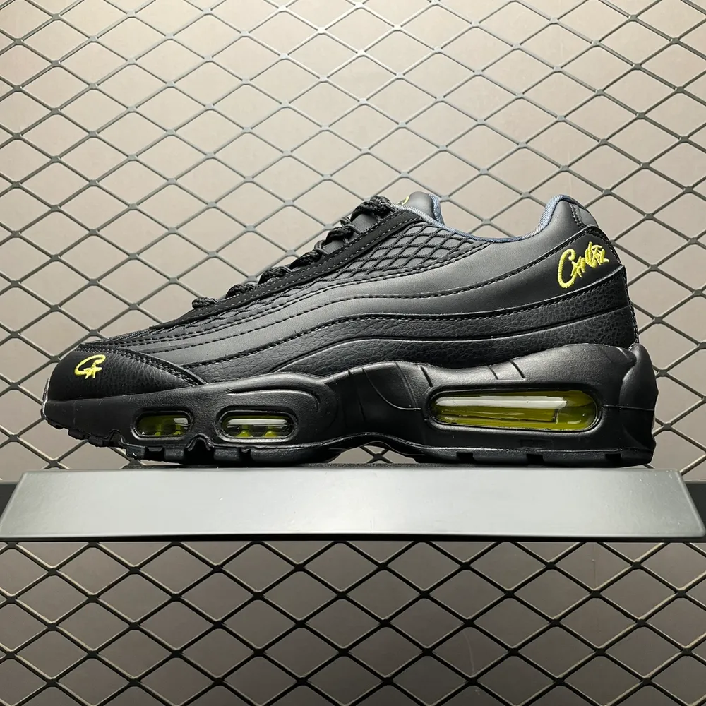 💰569 純原NK Air Max 95 SP 氣墊運動鞋 FB2709-003 區別市面通貨版本 尺碼：36 36.5 37.5 38 38.5 39 40 40.5 41 42 42.5 43 44 44.5 45 46 47.5 編