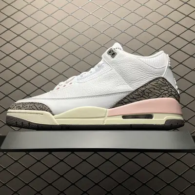 💰730 純原Air Jordan 3 男子文化籃球鞋 CK9246-102 專業AJ大廠出品 主力合作工廠 優勢供應市場 一線大廠水準 平民價格定位 全新模具開發 純正4代正確鞋型 進口頭層皮料 高畫質潔度 立體高頻 四線中底拉幫 網格大