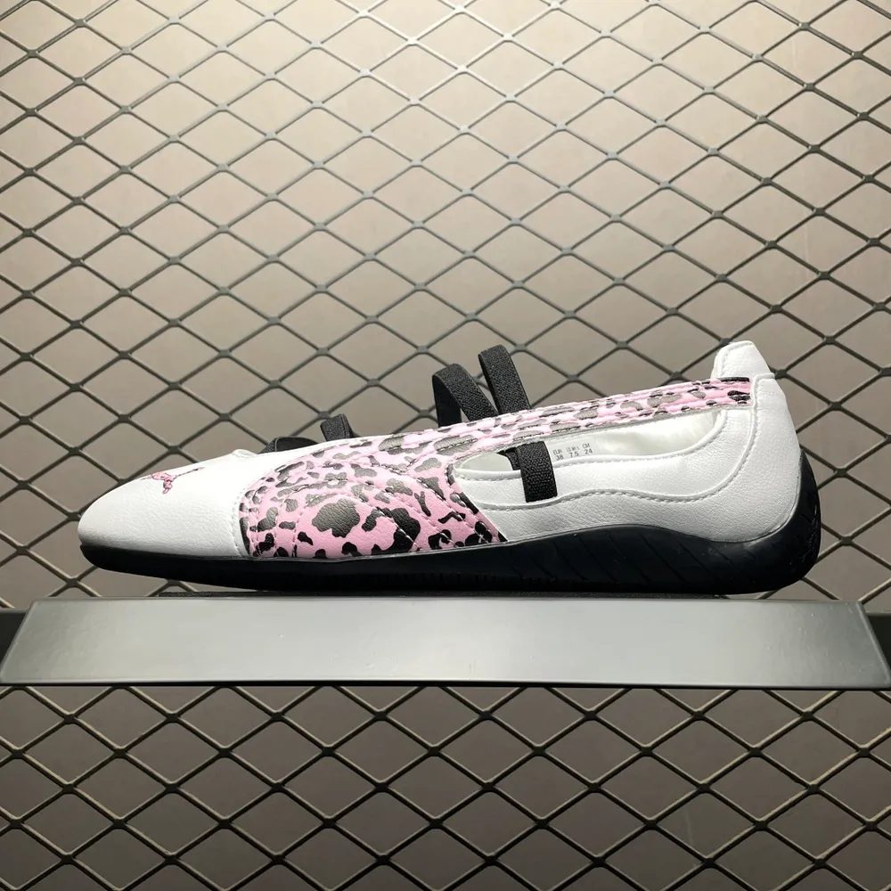 💰530 Puma 彪馬 Speedcat Ballet 小紅書爆款 芭蕾舞鞋 403587-01 純原品質 區別市場貨 尺碼：36 37 37.5  38 38.5 39 40 41.5 編號：22TDEF32