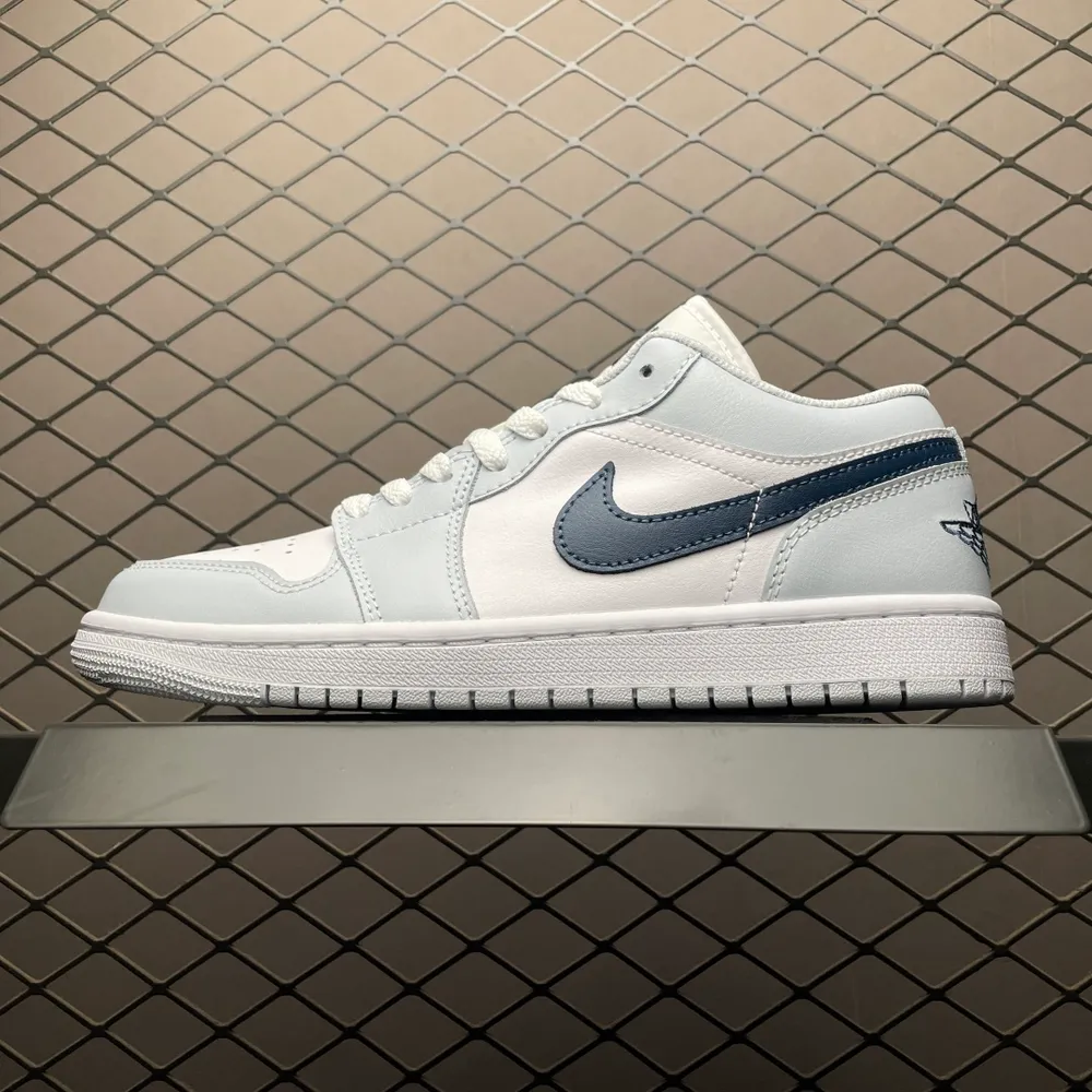 💰579 純原Air Jordan 1 Low AJ1喬1低幫 553558-400 目前市售最高品質出貨 原鞋開發 平臺訂單專用代工流水線打造 一眼ZP既視感 尺碼：40 40.5 41 42 42.5 43 44 44.5 45 46