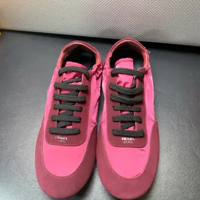 特價550不退不換，女款41/1