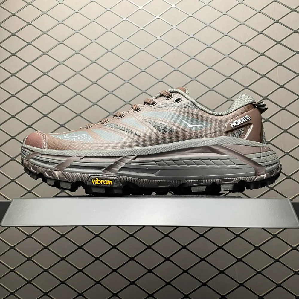 💰560 純原版 Hoka Mafate Speed Three 2 瑪法特 超輕厚底輕量山地跑步鞋 1126851 頂級版本出貨 高階零售專供 尺碼： 36 36.5 37 38 38.5 39 40 40.5 41 42 42.5 4