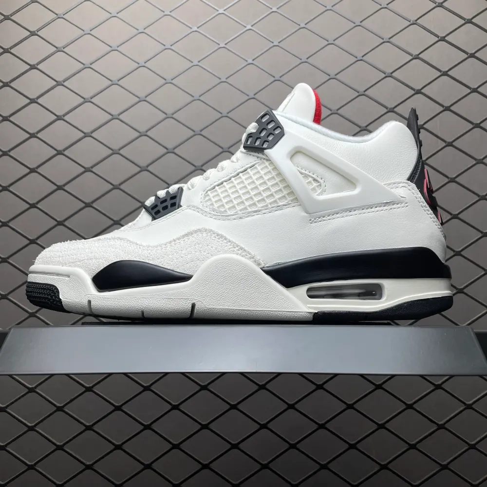 💰720 純原Air Jordan 4 AJ4喬4 文化籃球鞋 IM4002-100 專業AJ大廠出品 主力合作工廠 優勢供應市場 一線大廠水準 平民價格定位 全新模具開發 純正4代正確鞋型 進口頭層皮料 高畫質潔度 立體高頻 四線中底拉幫