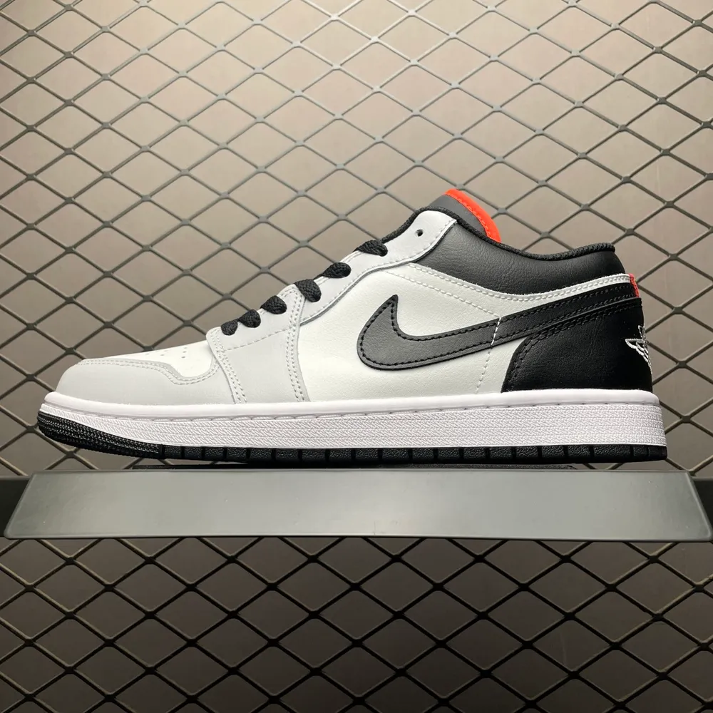 💰579 純原Air Jordan 1 Low AJ1喬1低幫 553558-045 目前市售最高品質出貨 原鞋開發 平臺訂單專用代工流水線打造 一眼ZP既視感 尺碼：40 40.5 41 42 42.5 43 44 44.5 45 46