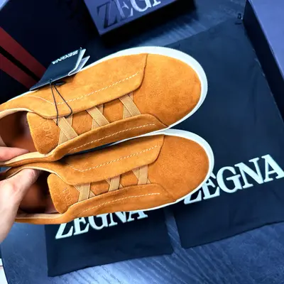 Zegna/傑尼亞 SECONDSKIN Triple Stitch™ 休閒運動鞋，棕黃麂皮官網同步