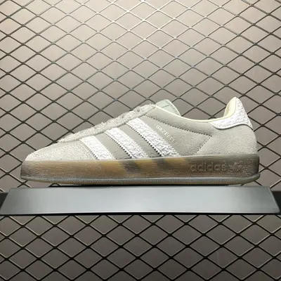💰510   AD 阿迪 Gazelle Indoor 低幫休閒板鞋 IF1807 大廠支線出品 外貿平臺走量先鋒版本 尺碼：36 36.5 37 38 38.5 39 40 40.5 41 42 42.5 43 44 44.5 45 編