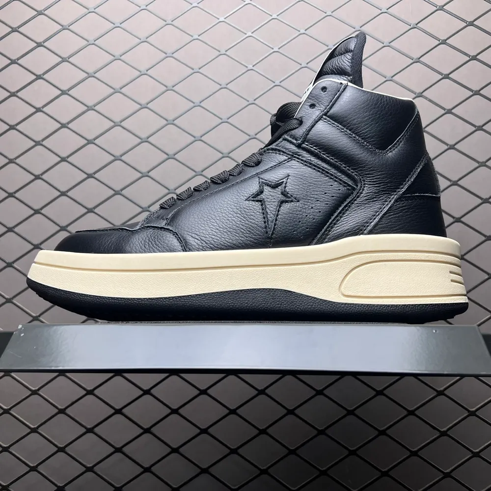 純原 Converse x Rickowens x瑞克歐文斯匡威聯名 厚底高幫休閒板鞋 平臺外貿 高階零售專供品質 全鞋採用進口全粒面納帕紋小牛皮革鞋面材質 頂級頭層的小牛皮，質感無敵，奢侈品的觸感 原版開發 真正做到1比1還原 超大一比一