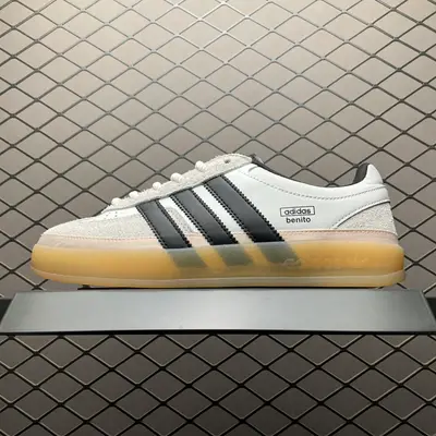 💰530 純原Bad Bunny x AD 阿迪 Gazelle Indoor 壞痞兔聯名低幫運動休閒板鞋 IF9735 新版本出貨 尺碼：35.5 36 36.5 37 38 38.5 39 40 40.5 41 42 42.5 43 