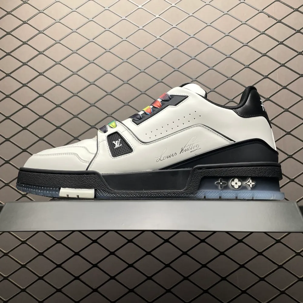 純原Louis Vuitton 路易威登 LV Trainer 低幫休閒板鞋 私人訂單 外貿專供品質 尺碼：35 36 37 38 39 40 41 42 43 44 45 編號：47PHTUSSS
