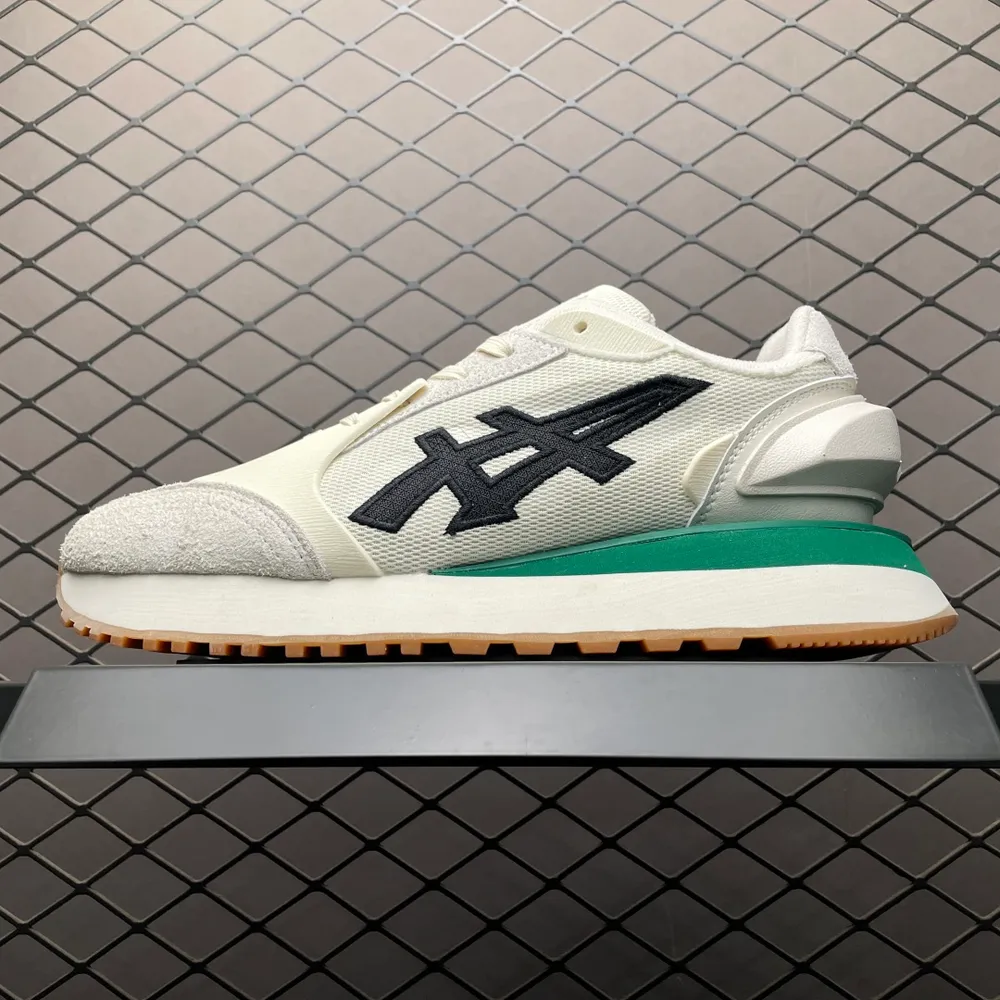 💰569 純原Asics 亞瑟士 Moage CO 低幫復古運動休閒跑步鞋 1183B555-103 尺碼：36 37 37.5 38 39 39.5 40 40.5 41.5 42 42.5 43.5 44 45 編號：27YEFF35