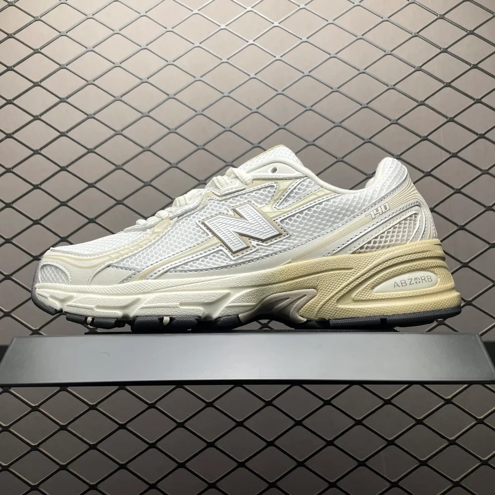 💰530 純原New Balance 新百倫 U740PR2 復古休閒慢跑鞋 尺碼：36 37 37.5 38 38.5 39.5 40 40.5 41.5 42 42.5 43 44 44.5 45 編號：23TDEF35