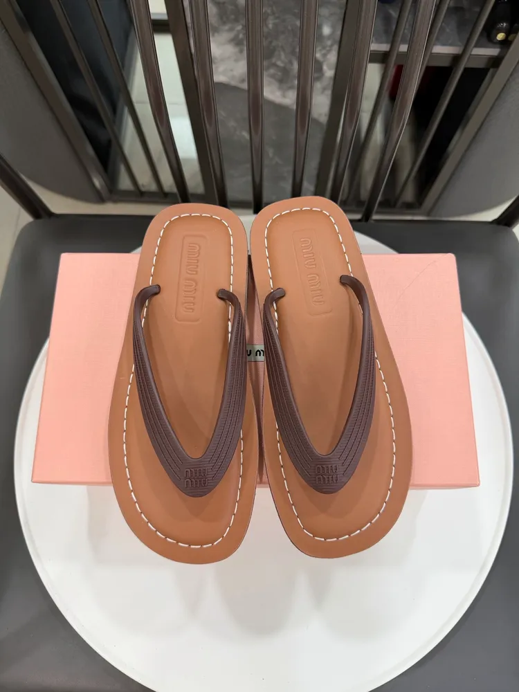 💰560  Size：35-41