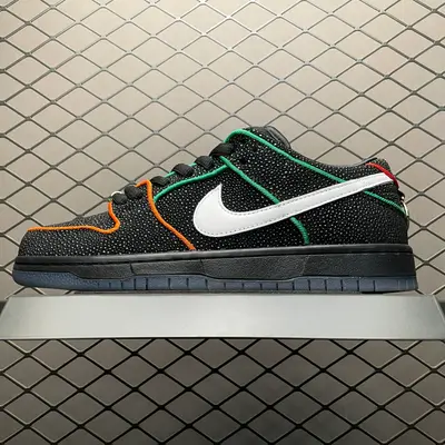 💰720 純原 Bronx Girls Skate x NK SB Dunk Low 聯名款 低幫休閒滑板鞋 HV1664-001  國內一線頭部大廠出品 全新楦頭 知名廠牌同源 品質毋庸置疑 實拍所見即所得 尺碼：40 40.5 41 