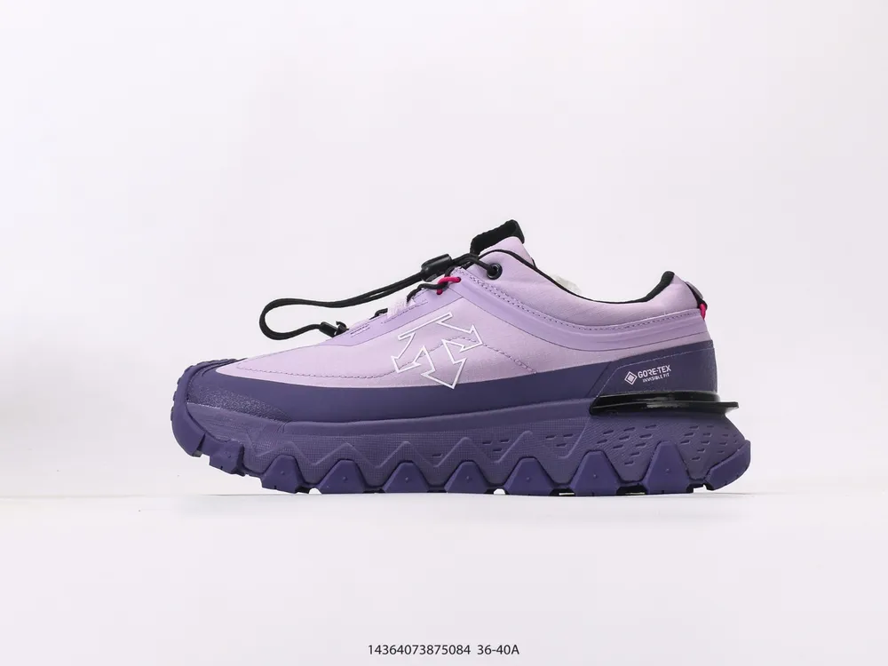 迪桑特DESCENTE URBAN OUTDOOR系列男女款TRAXIS運動休閒鞋夏季新品。迪桑特的CORE-TEX面料，輕薄又堅固，防水透氣還防風，簡直就是“世紀之布”！ BOA快速鞋帶系統，單手操作兩秒搞定，鬆緊隨心調，解放雙手，不要太