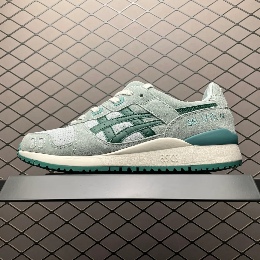 💰569 純原Asics 亞瑟士 GEL-LYTE III OG 復古低幫運動休閒跑步鞋 1201A296-300 平臺專供品質 區別市面通貨 尺碼：36 37 37.5 38 39 39.5 40 40.5 41.5 42 42.5 4