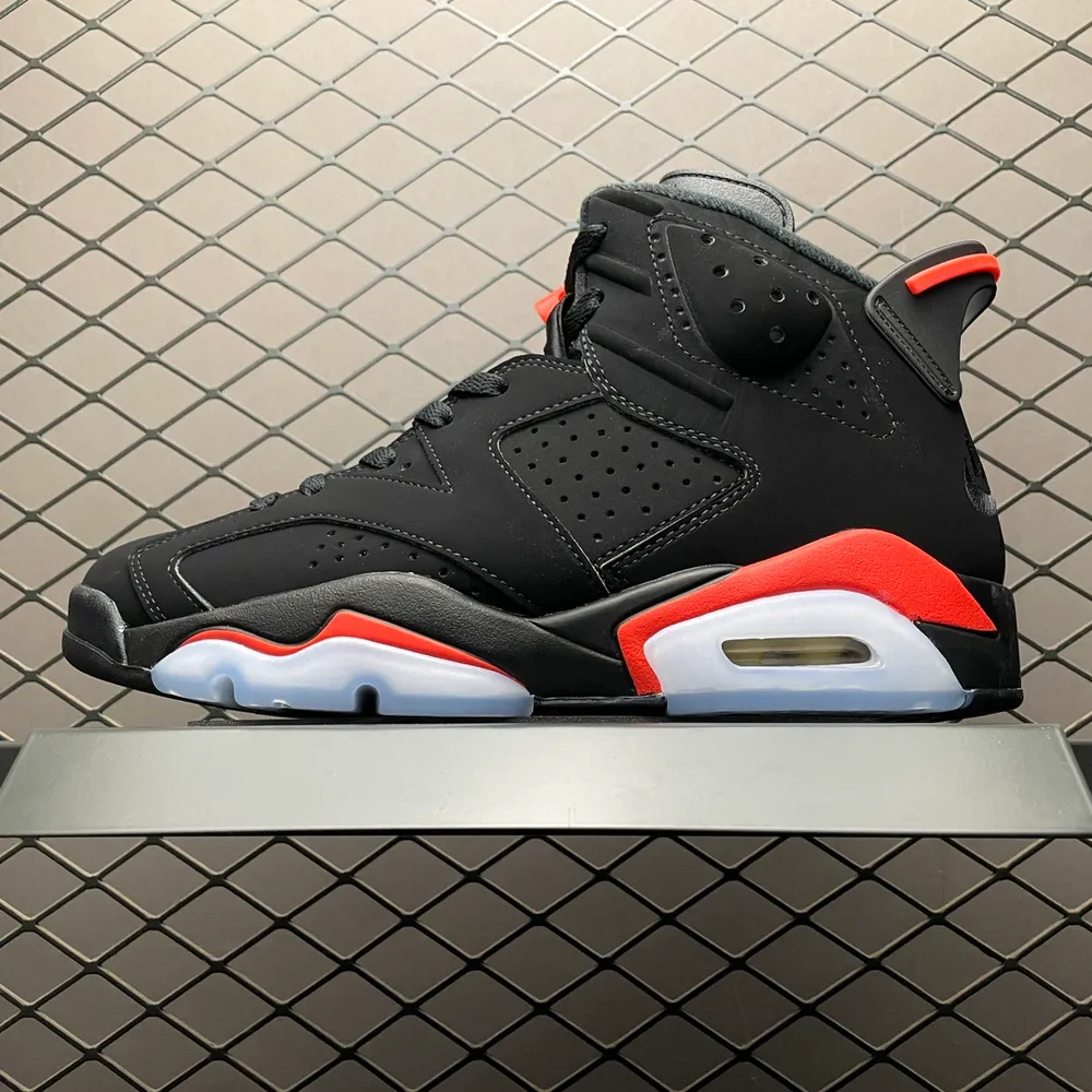 純原 Air Jordan 6 Retro 黑紅 男子文化籃球鞋 384664-060 原鞋原紙板開發 原廠材料 原檔案資料精美電繡 一眼正品既視感  水滴漏斗完美鞋型 紙板中底 鋼印 等諸多細節均一一還原 尺碼：40 40.5 41 42