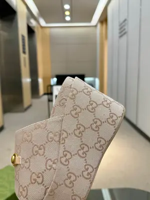 🔥【素面p600】全年出貨，古家最新限量厚底拖鞋 。頂級品質發售 購入正品開發 . 材質.工藝與原版一致