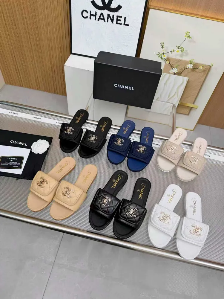 Chanel香奈兒 26C新款網沙蝶蝶結拖 ，顏色：黑色：白色：粉色：杏色，碼數：5-40（定做41  42   43定做不退換）出廠價：橡膠底p550  皮底+40