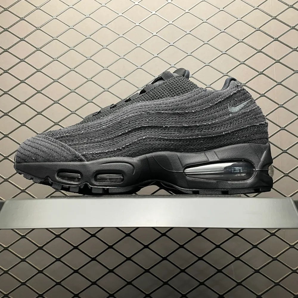 💰550 外貿跑量專供 Levi's x NK Air Max 95 李維斯聯名款 低幫休閒運動鞋 HM4743-001 大廠出品 品質板正 性價比無敵 尺碼：40 40.5 41 42 42.5 43 44 44.5 45 46 47.