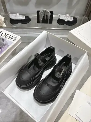 布面p650皮面+20  2025新款Alexander McQueen亞歷山大麥昆 瑪麗珍