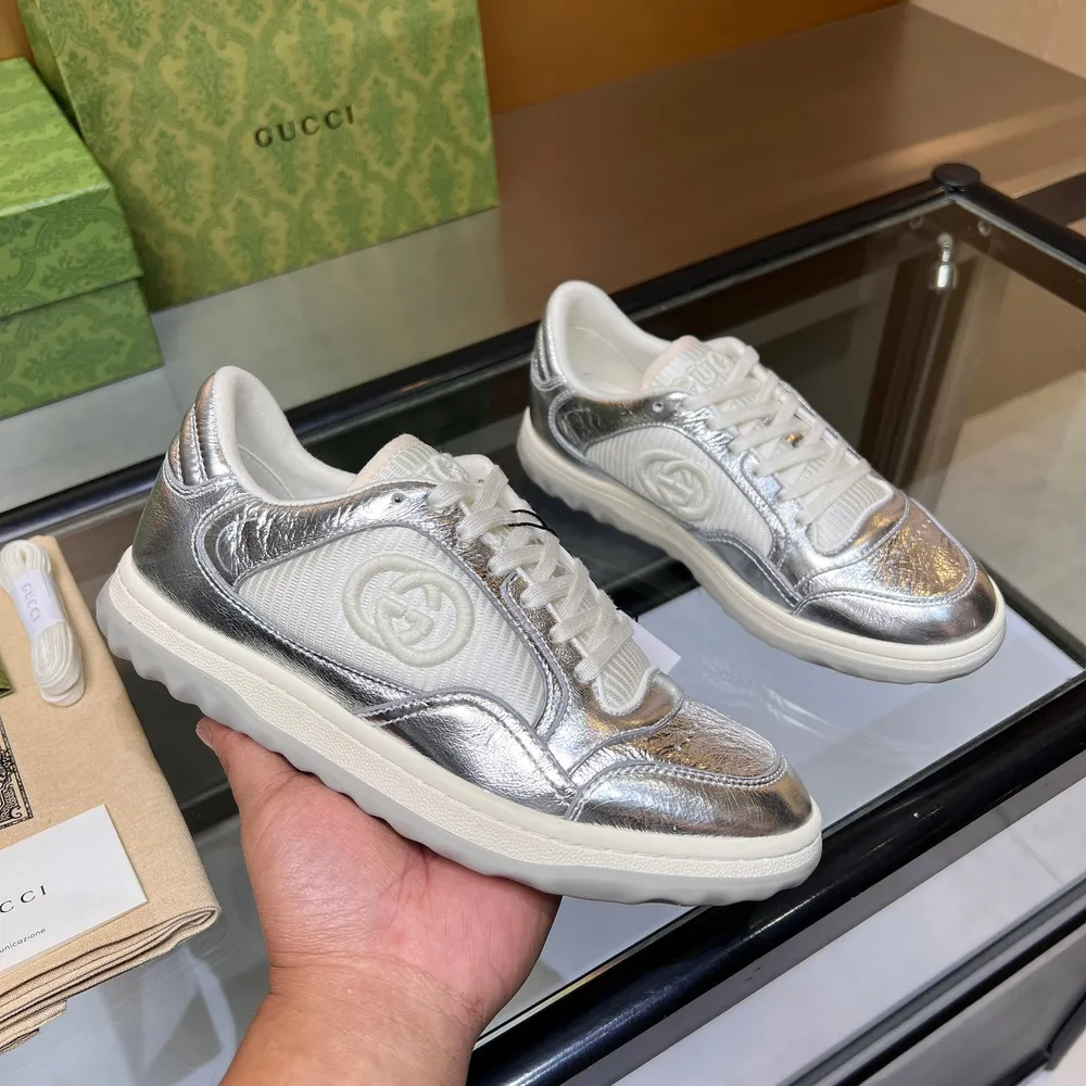 頂級版本，定型效果十足，秒殺市場軟踏踏的普通做法，💣💣💣Gucci2023早春古馳G家 最新爆款MAC80 運動鞋 情侶款 休閒 復古 做舊 髒髒鞋 小髒鞋 小白鞋🌸🌸🌸 原版購入開發 做貨 古馳MAC80全新爆款系列 精緻小巧