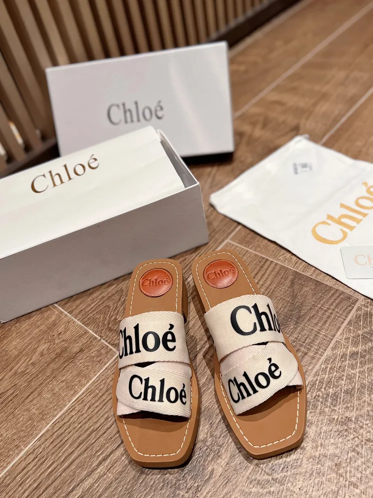 2022/Chloe（克洛伊）最新的交叉編織帶羅馬拖鞋
