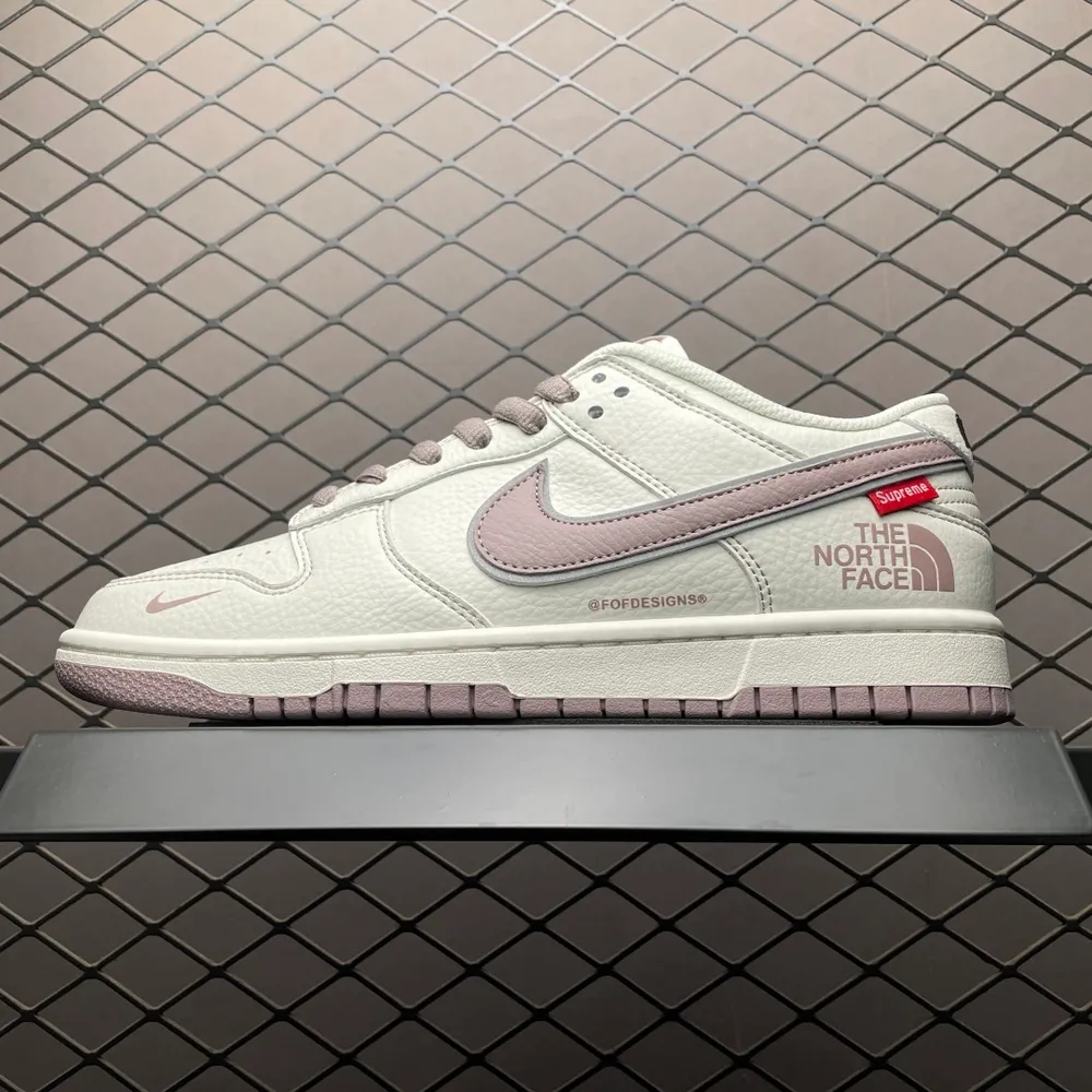 💰640 純原NK Dunk Low 客制款 低幫休閒板鞋 BM0234-507 尺碼：36 36.5 37.5 38 38.5 39 40 40.5 41 42 42.5 43 44 44.5 45 編號：33UEFF37