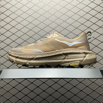 💰569 純原Satisfy x Hoka U Running Mafate Trail 瑪法特 夏季聯名款超輕蟬翼戶外徒步鞋 1157050 尺碼： 36 36.5 37 38 38.5 39 40 40.5 41 42 42.5 43