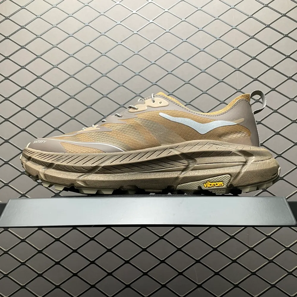 💰569 純原Satisfy x Hoka U Running Mafate Trail 瑪法特 夏季聯名款超輕蟬翼戶外徒步鞋 1157050 尺碼： 36 36.5 37 38 38.5 39 40 40.5 41 42 42.5 43
