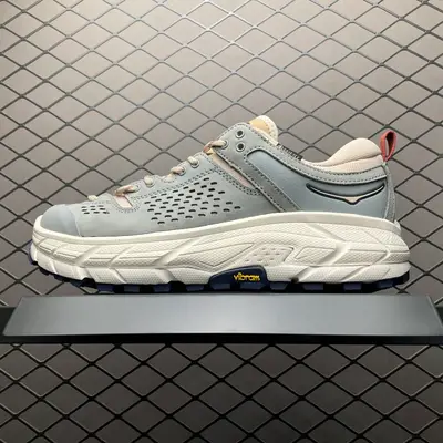 💰720 純原 原廠防潑水 Hoka One One Tor Ultra Lo 低幫戶外功能運動鞋工裝鞋 1130310 高階零售外貿混賣品質 市售唯一原版開發 原廠材料打造 唯一正確高階Vibram遼寧代工原裝組合大底提供強大的防滑效能