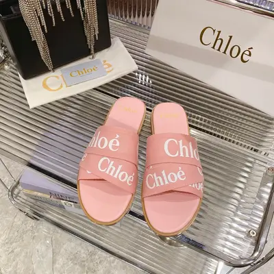 2023/Chloe（克洛伊）最新的交叉編織帶羅馬拖鞋