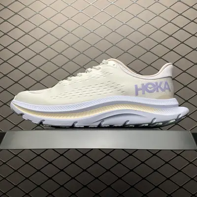 💰530   Hoka One One Kawana 卡瓦娜 超輕厚底網面輕量跑步鞋 1123164 尺碼： 36 36.5 37 38 38.5 39 40 40.5 41 42 42.5 43 44 44.5 45 編號：24UEFF