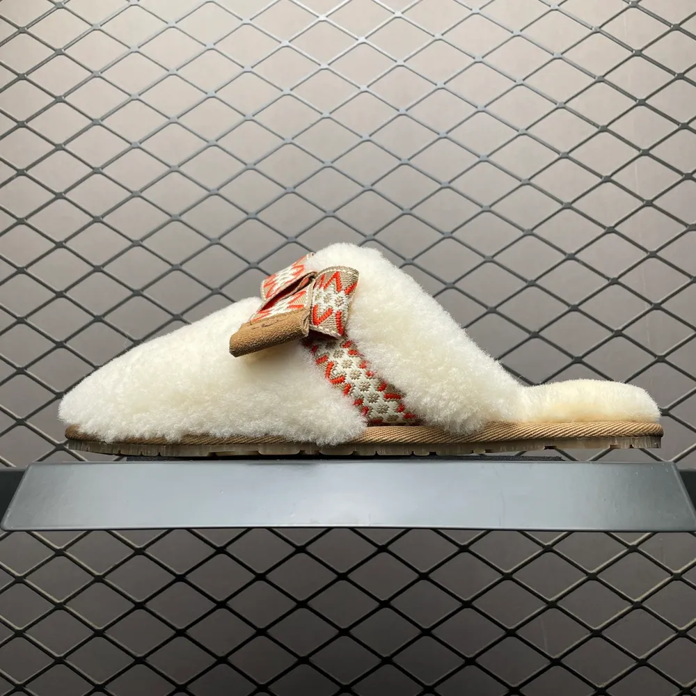 💰569   平臺外貿專供 UGG 女子蝴蝶結半拖拖鞋 1158266 十年品牌製鞋代工廠生產線出品 注重每一處細節 隆豐A級真羊皮毛一體 完全遵循ZP工藝流程打造 尺碼：35 36 37 38 39 40 編號：27UEFFTX