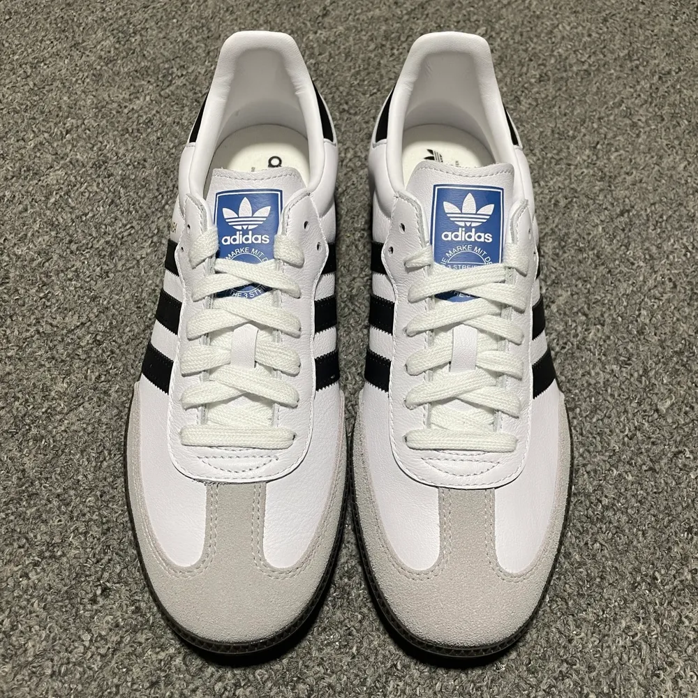 💰550 純原 AD 阿迪 Samba OG 桑巴低幫休閒板鞋 B75806 全新訂單 市售TOP270梯隊品質 全新高階零售平臺專供品質出貨  全鞋身採用頭層牛皮 包括鞋舌也是頭層皮 私模大底 非市面公底 最大尺碼做到46 尺碼：36 
