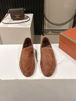 💰690 男款+10  Loropiana經典情侶款高絲光牛皮樂福皮鞋🔥🔥🔥🔥🔥