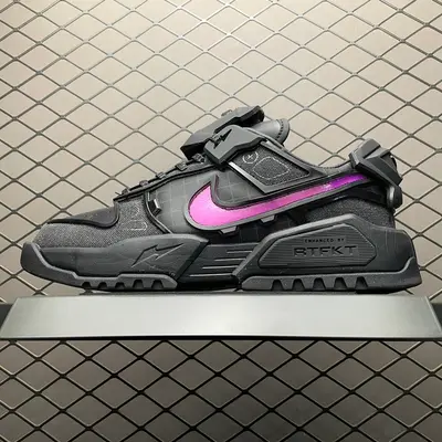 💰660 純原RTFKT x NK Dunk Genesis " Void" 元宇宙 賽博朋克 低幫休閒板鞋 HM4465-001 鞋舌及後跟均有配件更換 可玩性極強 尺碼：36 36.5 37.5 38 38.5 39 40 40.5 