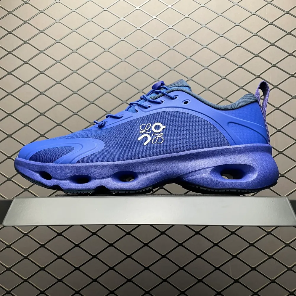 💰590 純原Loewe x ON 羅意威昂跑聯名 Cloudsolo 系列 3MF30660666 市售最高品質出貨 全系列配色均原鞋購入開發打造 全新獨立私模 高階零售 外貿平臺充正品質 獨家定製全套包裝 尺碼：36 36.5 37 