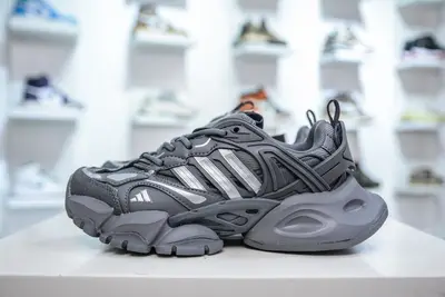 💰560