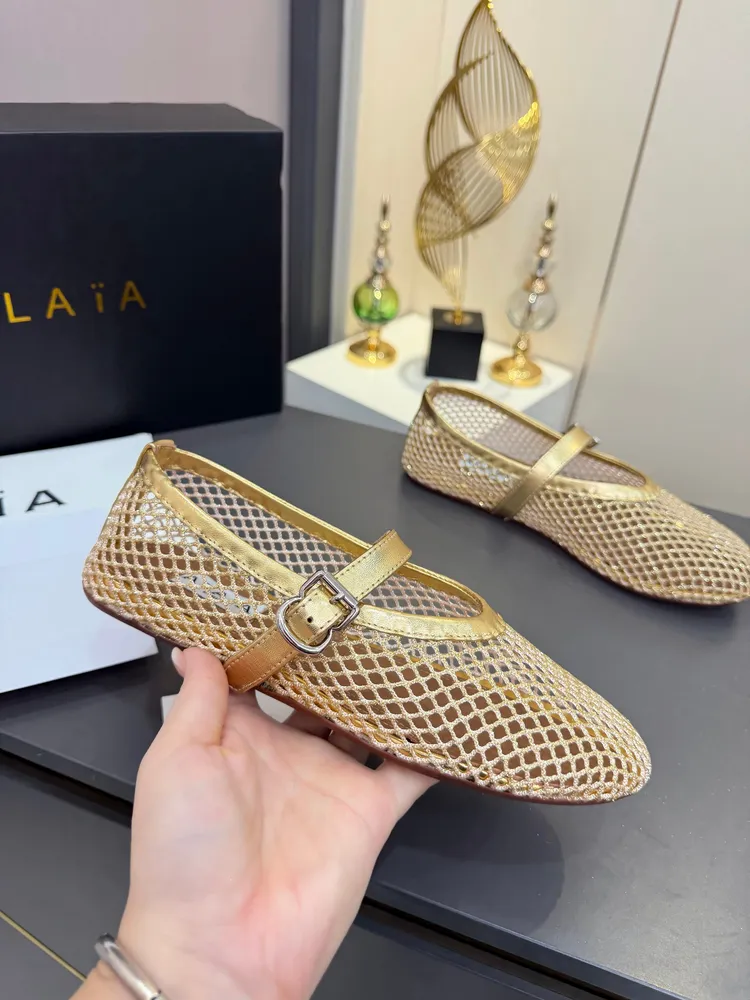 Alaia·阿萊亞⛳️🔥超火的一款平底芭蕾舞漁網紗面款平底單鞋🩰！