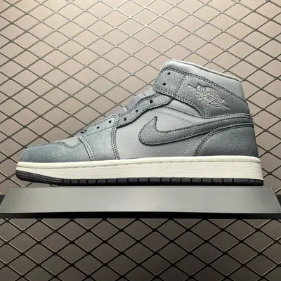 💰620 純原Air Jordan 1 Mid  AJ1喬1中幫文化籃球鞋 FJ3448-001 市售最高品質 原鞋開發 平臺訂單專用代工流水線打造 每一個配色均採購原鞋確認細節 認準細節實拍 尺碼：40 40.5 41 42 42.5 