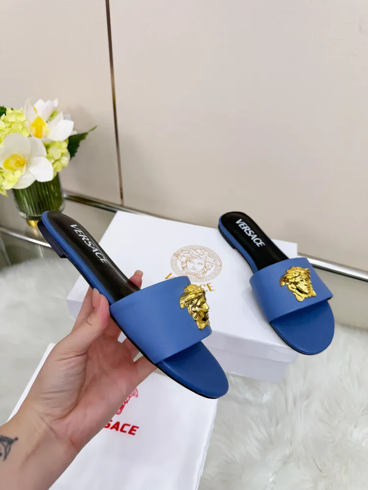 VERSACE  范家2026春款   碼數35-43  出廠價560  皮底加40