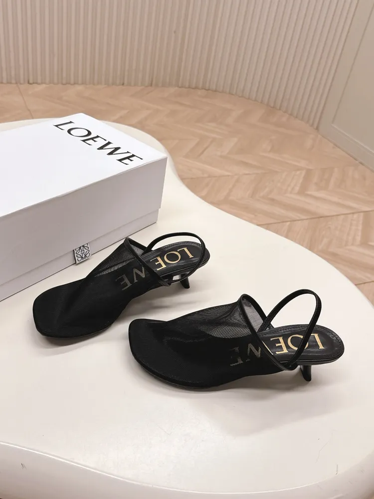 頂級版本🆕💗【羅意威•Loewe】 火爆新款 配合整體原版楦型，時尚而個性好穿 顏色超讚