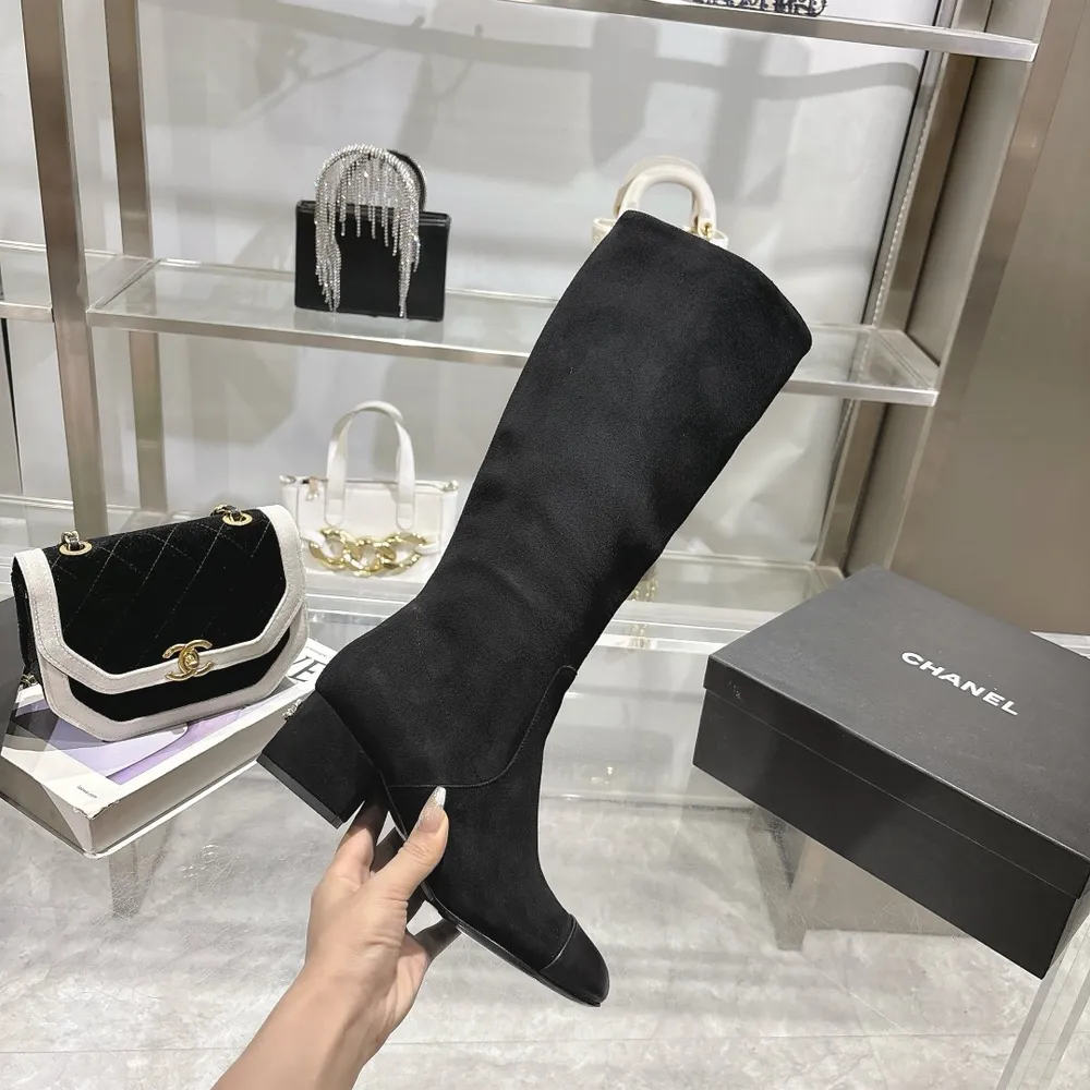 CHANEL官網同款， 香奈兒新款長靴，簡約大方，時尚百搭腳感舒適，