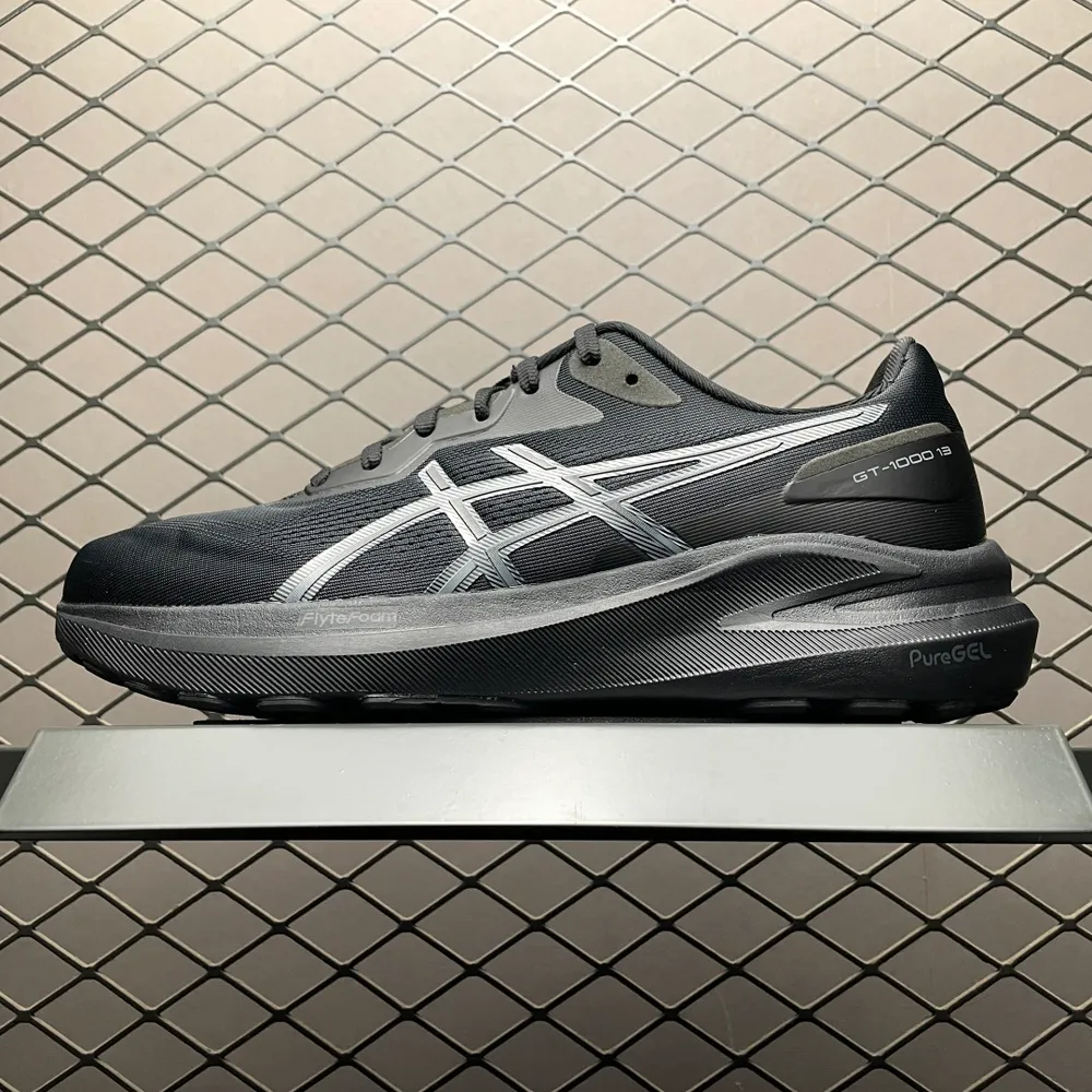 💰550 Asics 亞瑟士 GT-1000 13 低幫運動休閒跑步鞋 1011B858-004 平臺專供品質 區別市面通貨 尺碼：39.5 40 40.5 41.5 42 42.5 43.5 44 45 編號：25TDEF46
