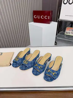 上新啦🔥🔥🔥Gucci古馳2026新款拖鞋，Loog壓花