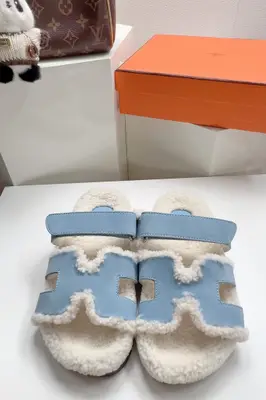 《顆粒毛》折邊款