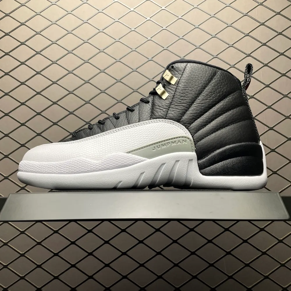 純原 Air Jordan 12 " Playoffs " AJ12喬12 男子文化籃球鞋 CT8013-006 圈內知名口碑大廠出品 原楦原紙板 原廠皮料 原廠碳板打造 極致一眼正品既視感 高階外貿零售專供品質 尺碼：40 40.5 41
