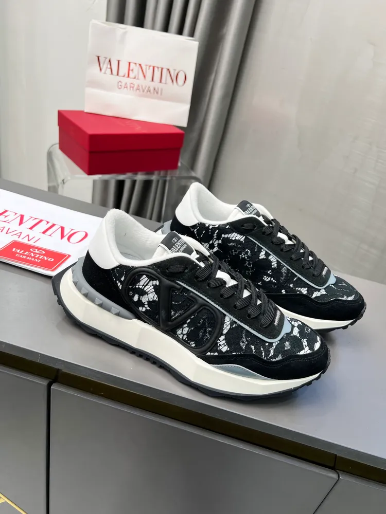 p720 VALENTINO